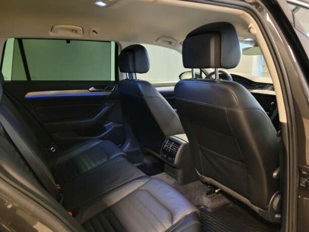 volkswagen-passat-plug-in-petrol-2018-big-16