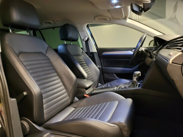 volkswagen-passat-plug-in-petrol-2018-big-12