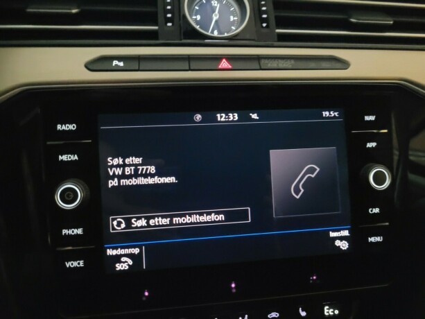 volkswagen-passat-plug-in-petrol-2018-big-36