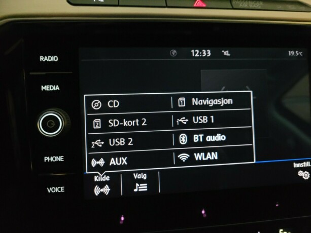 volkswagen-passat-plug-in-petrol-2018-big-35