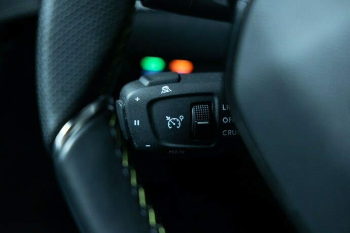 peugeot-208-elektrisitet-2021-big-20