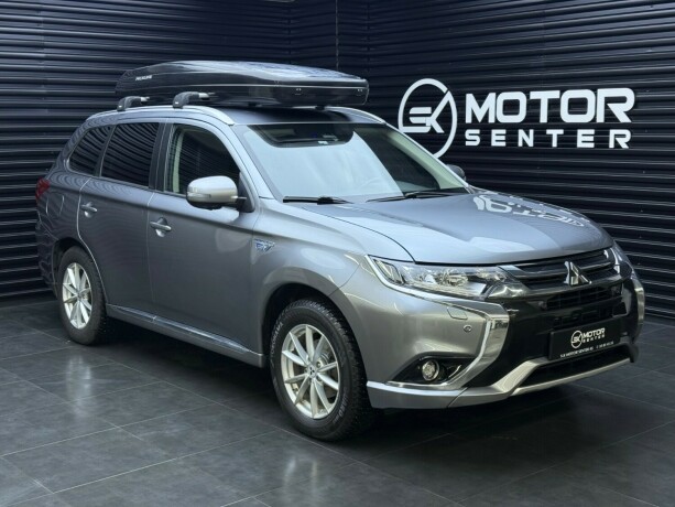 mitsubishi-outlander-elektrisitetbensin-2018-big-0