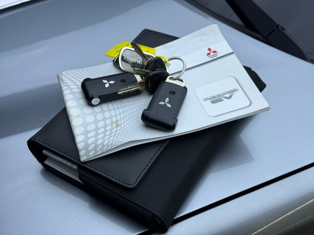 mitsubishi-outlander-elektrisitetbensin-2018-big-32