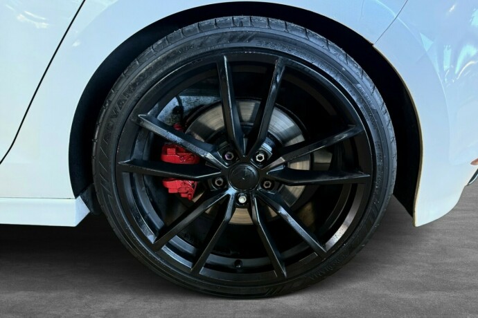 volkswagen-golf-bensin-2017-big-30