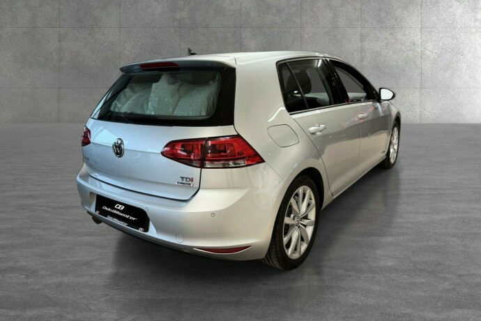 volkswagen-golf-diesel-2017-big-5