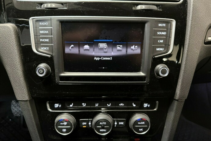 volkswagen-golf-diesel-2017-big-14