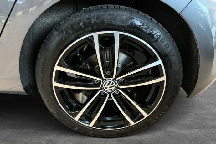 volkswagen-golf-elektrisitet-2020-big-27