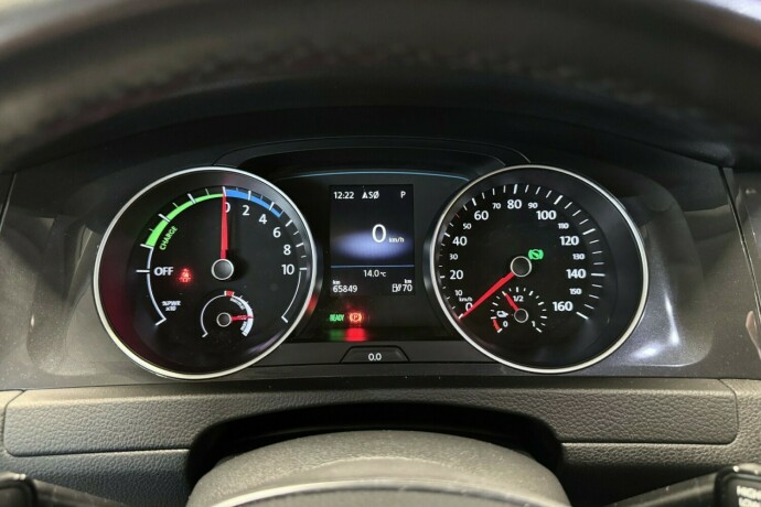 volkswagen-golf-elektrisitet-2020-big-12