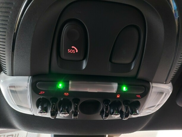 mini-countryman-elektrisitetbensin-2019-big-40