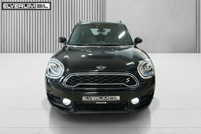 mini-countryman-elektrisitetbensin-2019-big-16