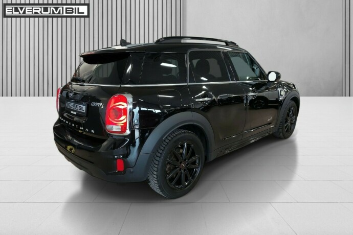 mini-countryman-elektrisitetbensin-2019-big-5