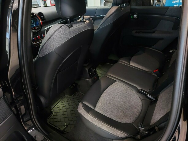 mini-countryman-elektrisitetbensin-2019-big-25