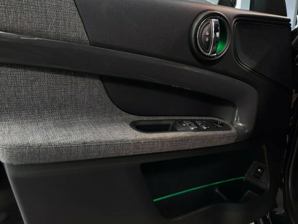 mini-countryman-elektrisitetbensin-2019-big-29