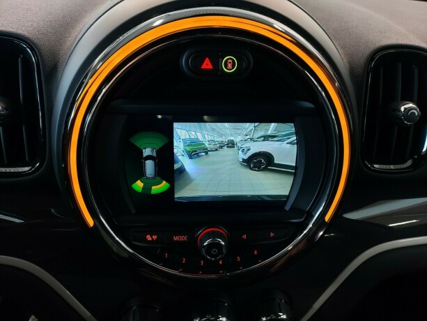 mini-countryman-elektrisitetbensin-2019-big-43