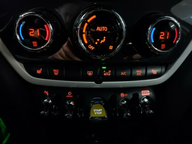 mini-countryman-elektrisitetbensin-2019-big-35