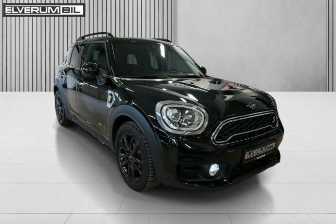 mini-countryman-elektrisitetbensin-2019-big-1