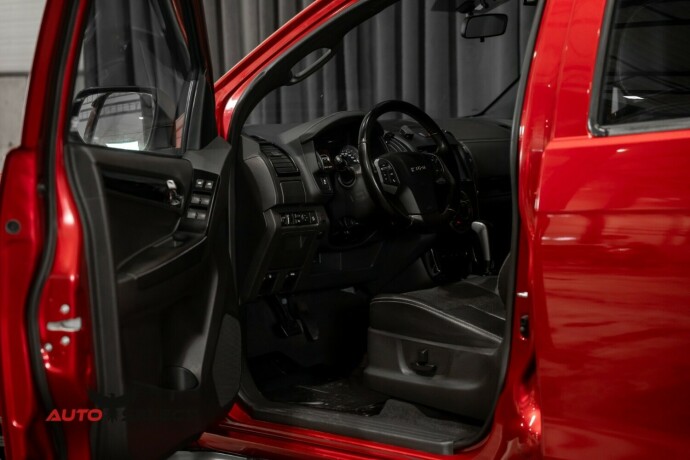 isuzu-d-max-diesel-2019-big-19