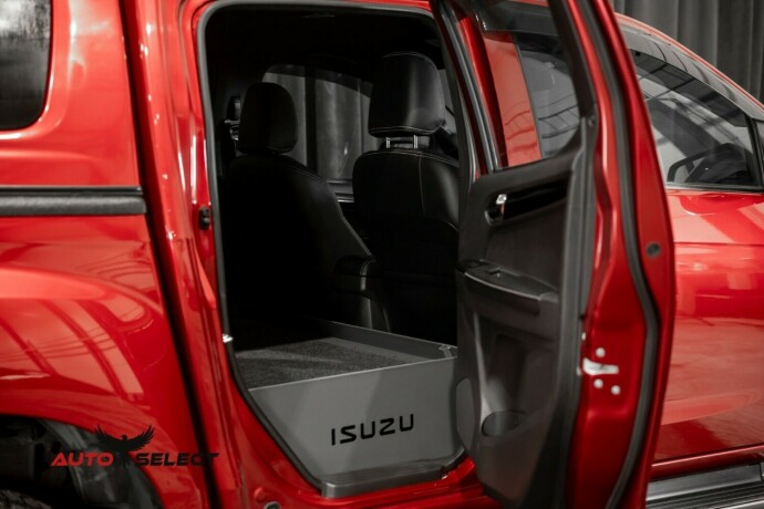 isuzu-d-max-diesel-2019-big-12