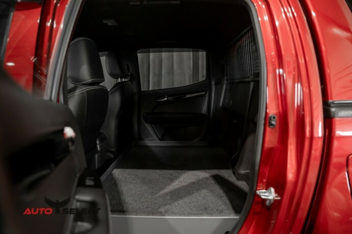 isuzu-d-max-diesel-2019-big-15