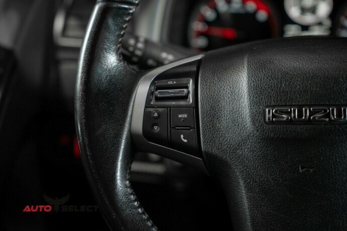 isuzu-d-max-diesel-2019-big-27