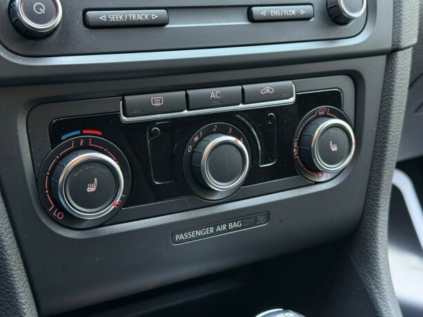 volkswagen-golf-bensin-2011-big-14