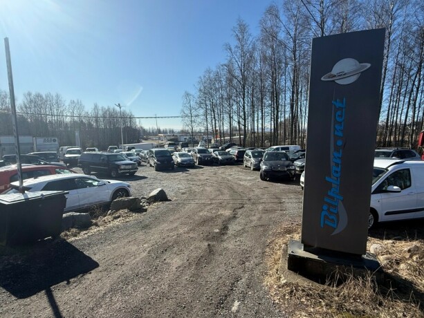 ford-transit-courier-bensin-2017-big-33