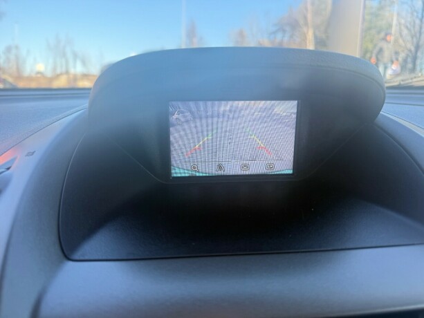 ford-connect-bensin-2017-big-20