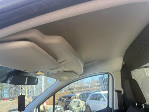 ford-connect-bensin-2017-big-16