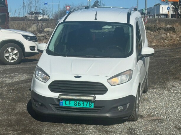 ford-connect-bensin-2017-big-1