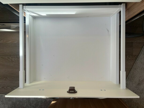 hobby-545-kmf-de-luxe-k248yesenger-lav-seng-alde-gulvvarme-stekeovn-stort-kj248leskap-tv-2021-big-33