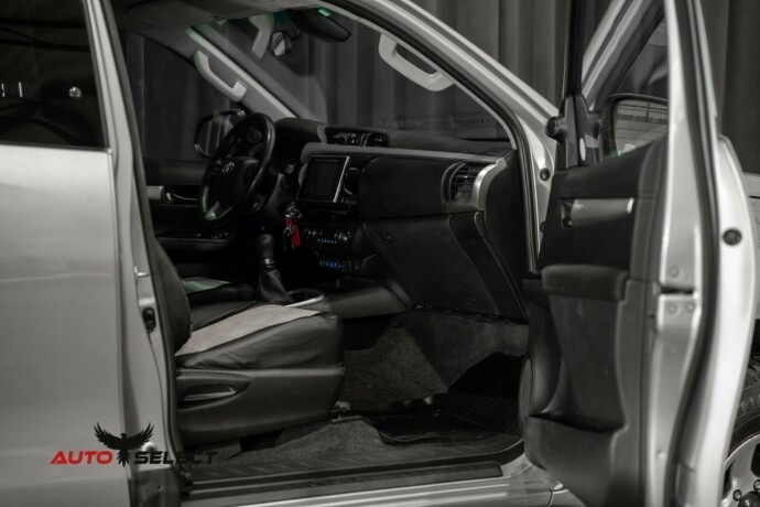 toyota-hilux-diesel-2018-big-12