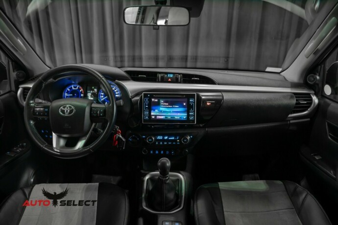 toyota-hilux-diesel-2018-big-28