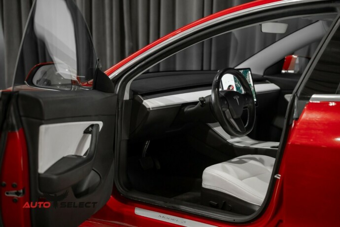 tesla-model-3-elektrisitet-2019-big-19