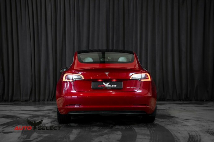 tesla-model-3-elektrisitet-2019-big-7