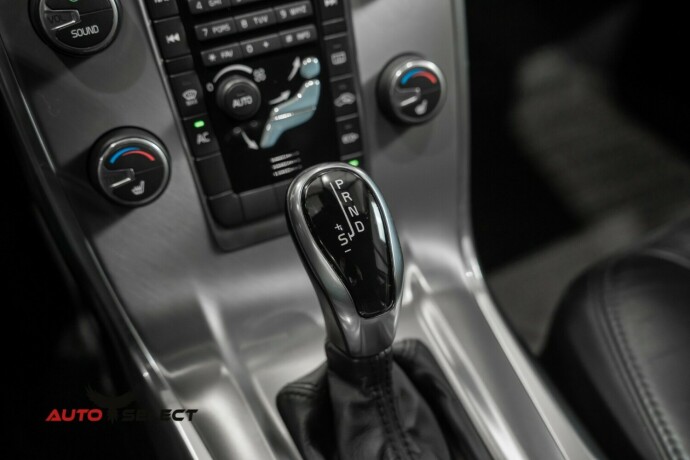 volvo-v70-diesel-2014-big-32