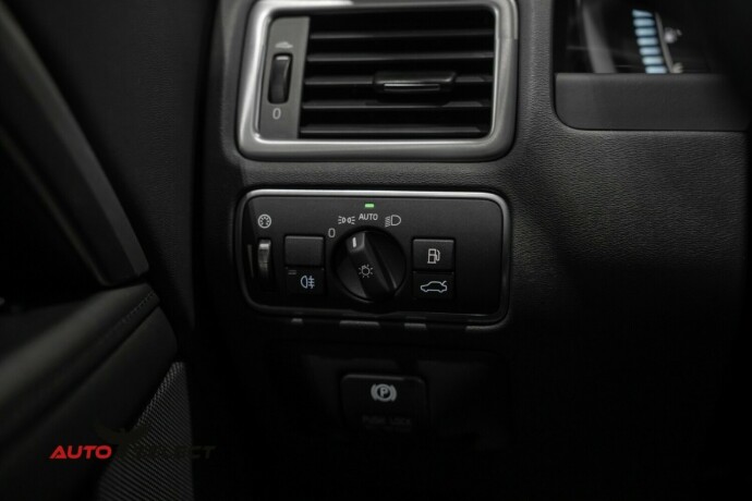 volvo-v70-diesel-2014-big-27