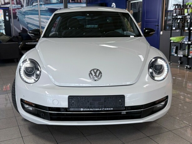 volkswagen-beetle-bensin-2014-big-1