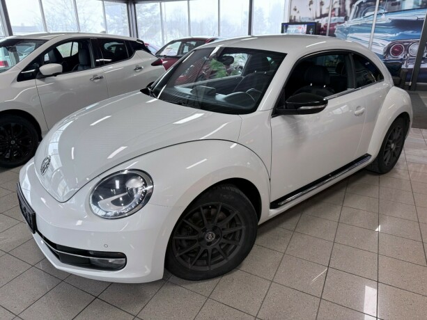 volkswagen-beetle-bensin-2014-big-2