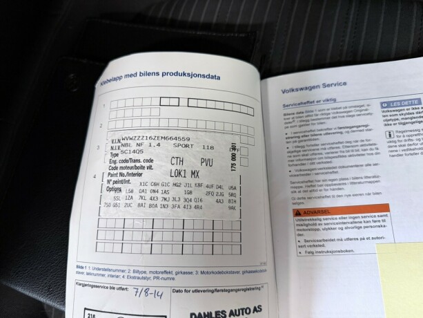 volkswagen-beetle-bensin-2014-big-30