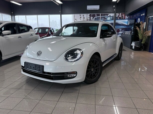volkswagen-beetle-bensin-2014-big-0