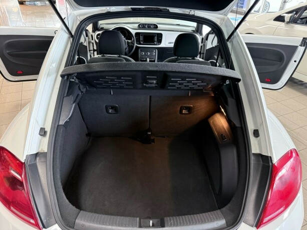 volkswagen-beetle-bensin-2014-big-28