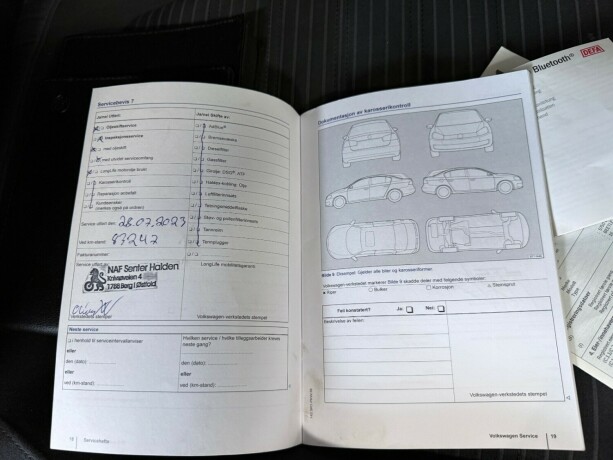 volkswagen-beetle-bensin-2014-big-37