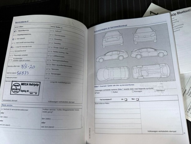 volkswagen-beetle-bensin-2014-big-35