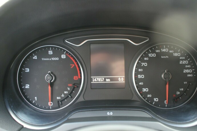 audi-a3-bensin-2015-big-7