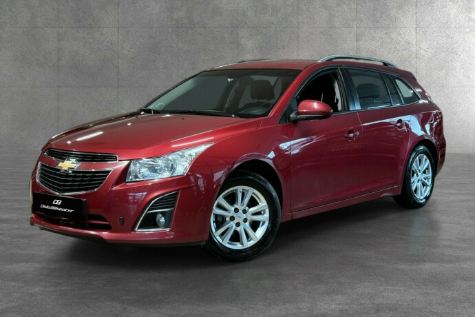chevrolet-cruze-bensin-2013-big-1