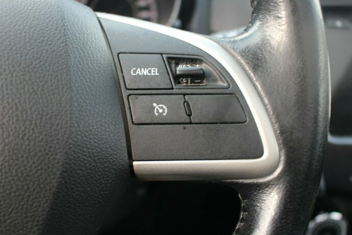 mitsubishi-asx-bensin-2014-big-9