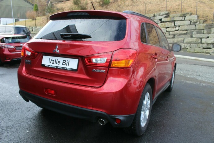 mitsubishi-asx-bensin-2014-big-3