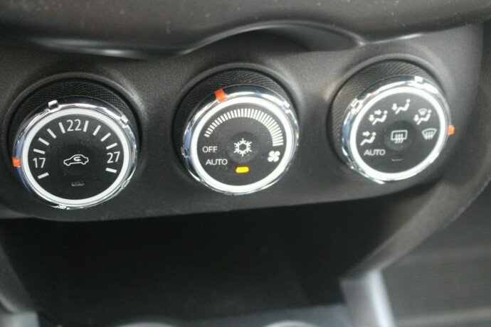 mitsubishi-asx-bensin-2014-big-13