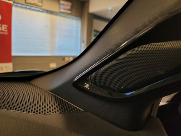 toyota-c-hr-elektrisitetbensin-2017-big-13