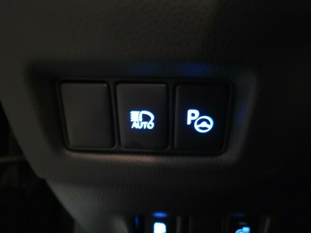 toyota-c-hr-elektrisitetbensin-2017-big-20